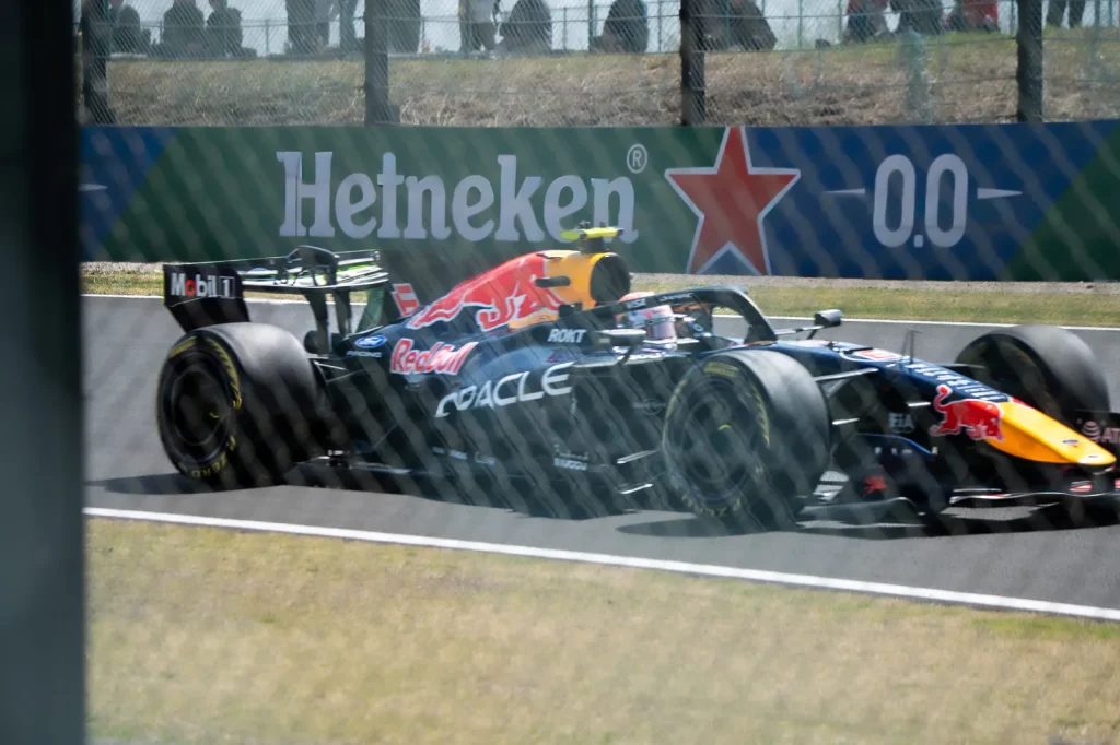 通過せずに撮れたF1マシン